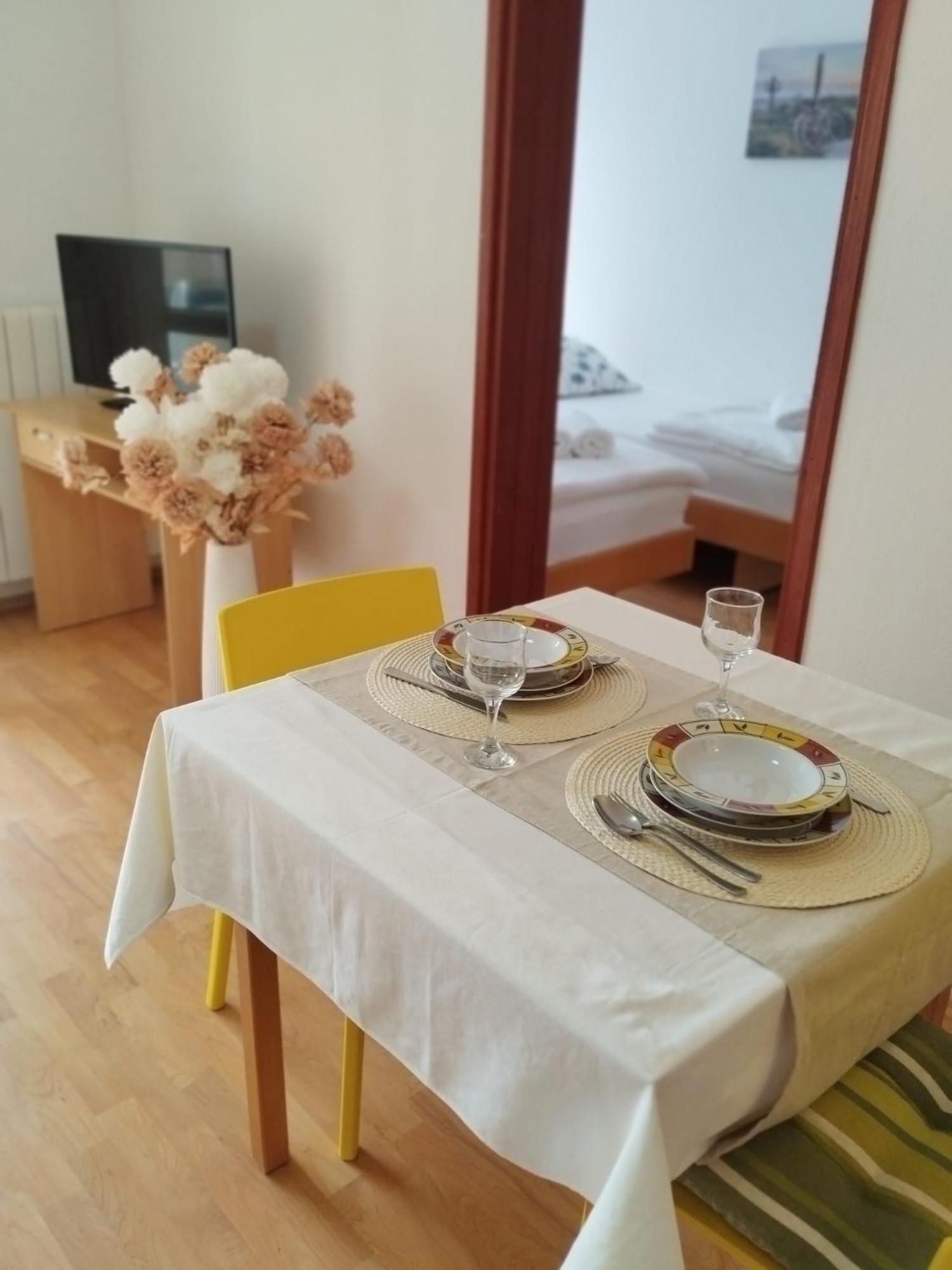 Apartmani Melia Zadar Exterior foto
